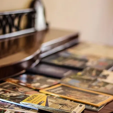 شقة Roth's كَشّا